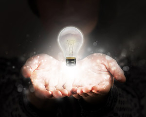 企业做决策要考虑什么