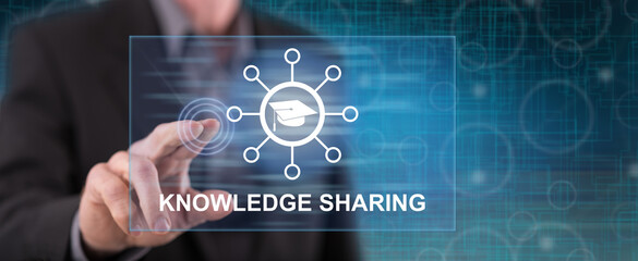 女生成考大专学什么专业好 怎么选择