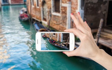 女生成考大专学什么专业好 怎么选择