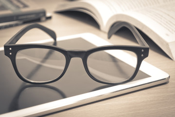 鲸鱼到底是怎样从陆地四肢动物下海进化而来？